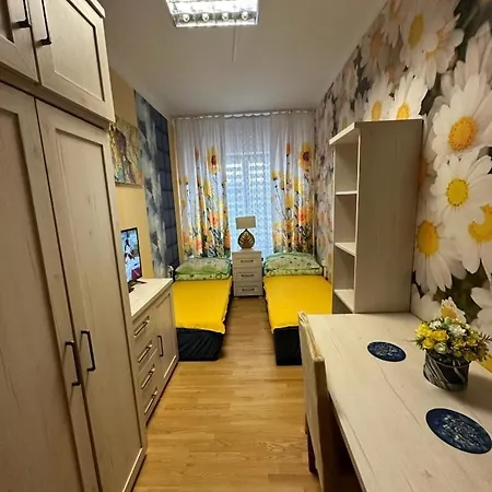 Azyl Homestay